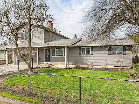 2nd image of 1310 W Quinalt St