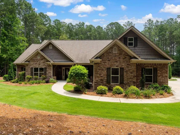 155 Twelve Oaks Cir, Chelsea, AL 35043