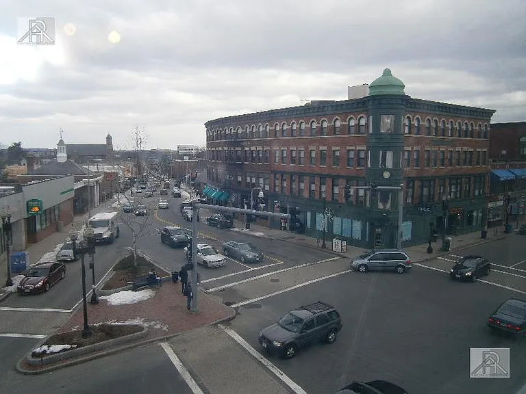 364 Washington St #4 — Photo 6