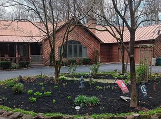 669 James River Rd, Scottsville, VA 24590