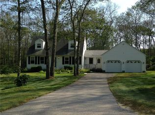 15 Oakland Rd, Richmond, RI 02892