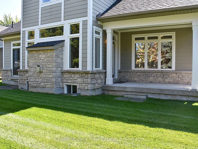 38 Clubhouse Dr — Photo 4