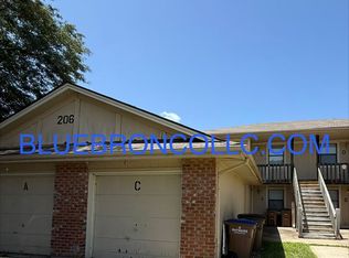 206 Sky Vue Dr APT C, Raymore, MO 64083