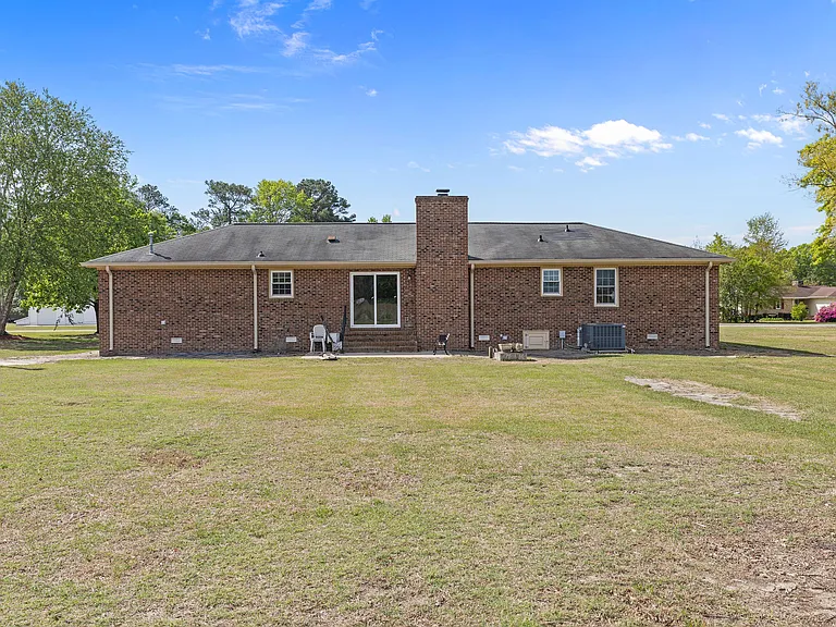 315 Holland Hill Dr — Photo 14