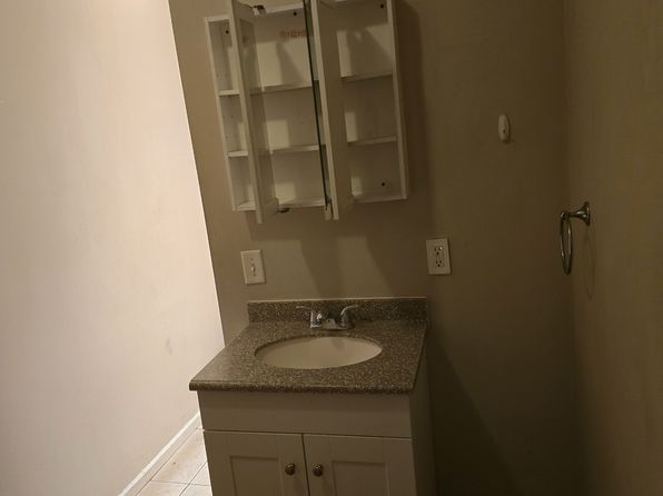 1126 Smithfield Ave FLOOR 2