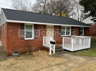 1605 Willow Rd, Greensboro, NC 27401