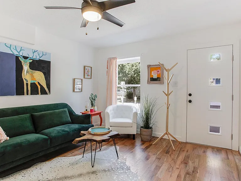 3555 N Williams St — Photo 4