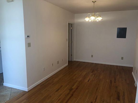 3rd image of 68 1/2 Houston St #1