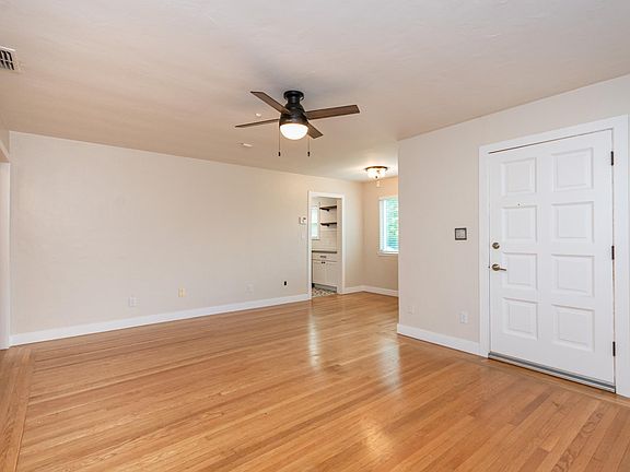 4th image of 2286 Fernley Ave