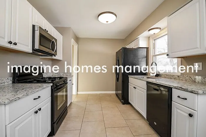 4142 W 210th St — Photo 5