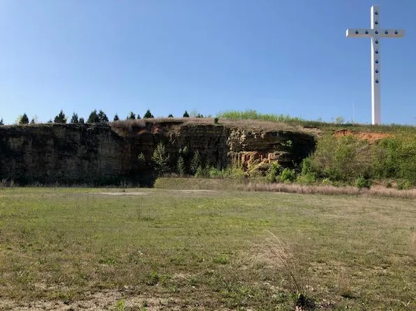 6042 Us-65, Walnut Shade, MO 65771