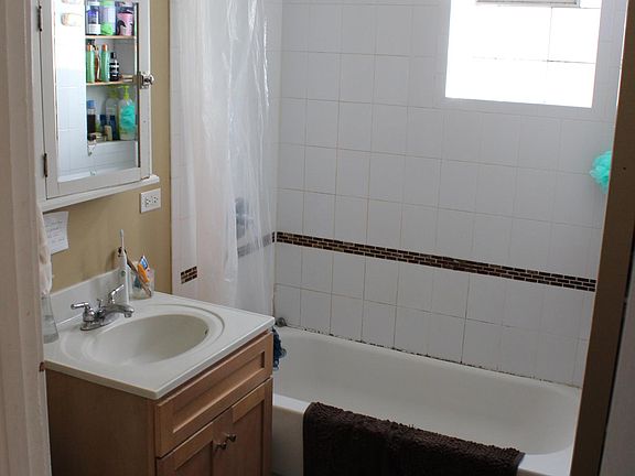 5th image of 2447 N Saint Louis Ave