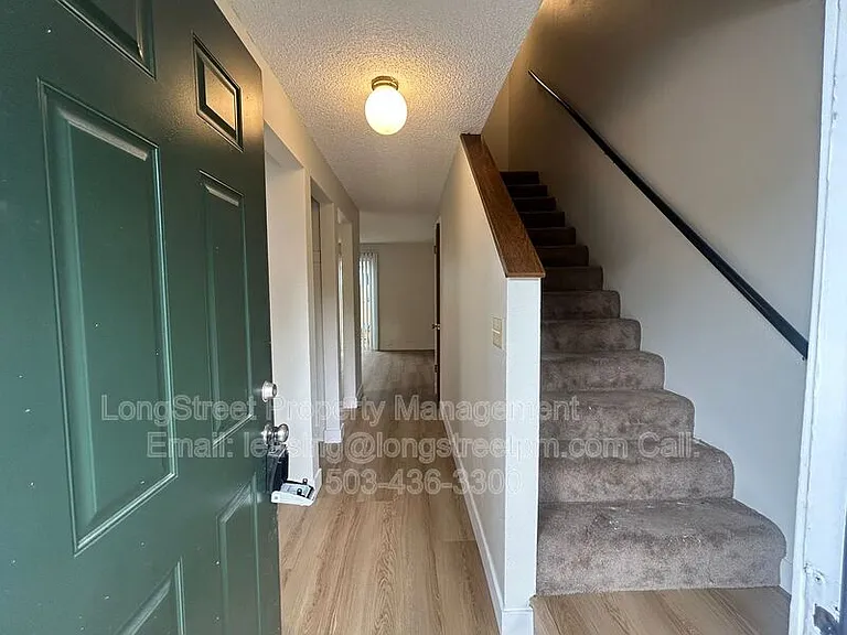 3211 SE Wake St #1 — Photo 3
