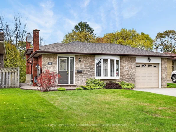 34 Brant Ct, Oshawa, ON L1G 4M9