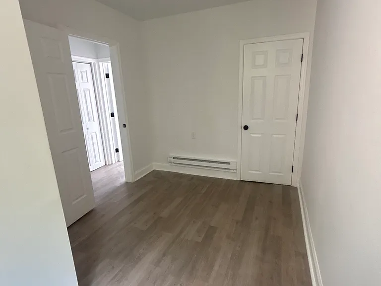 6403 Glenmore Ave #2 — Photo 2