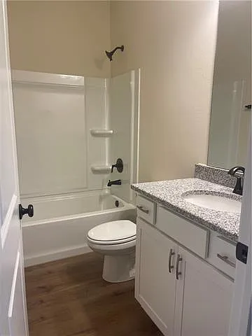 22091 Giselle Dr — Photo 18