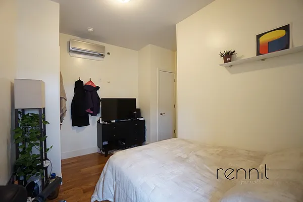 Rented by Rennit Inc. | media 10