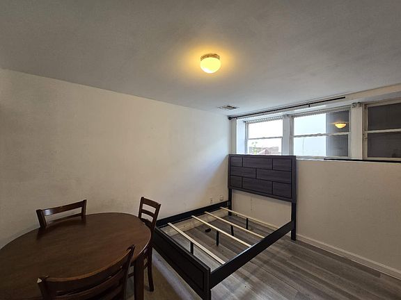 3rd image of 159 Sommer Ave #1