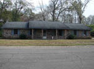 1100 Aztec Trl, Columbia, MS 39429