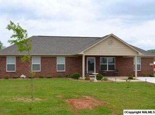 105 Bedford Ln, Harvest, AL 35749