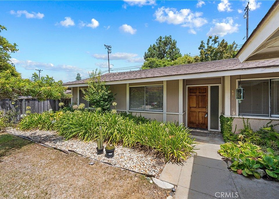1st image of 28042 Santona Dr
