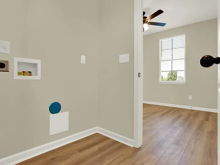 703 N 3rd St — Photo 16