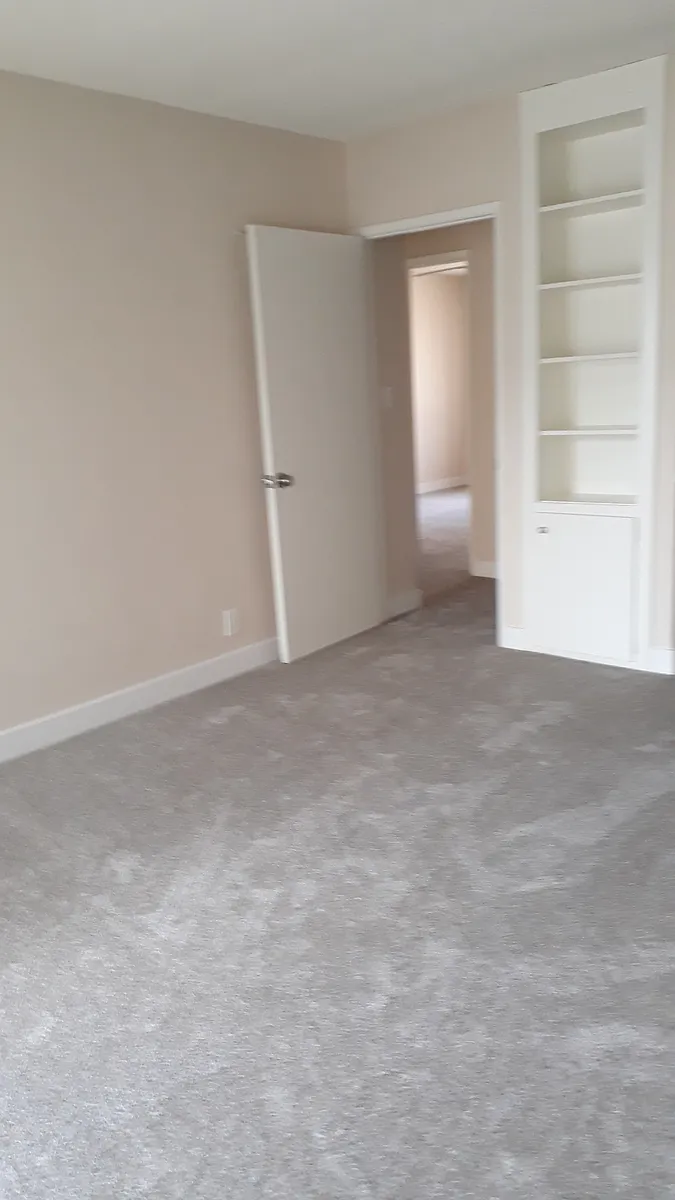 Photo 2 of 15 - 4450 Murietta Ave #14 - Sherman Oaks, CA Building Photo - 4450 Murietta Ave #14