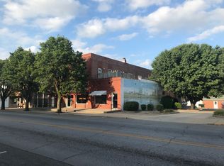 1817 Main St, Higginsville, MO 64037