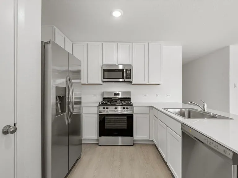 2706 Pebble Whisper Dr — Photo 10