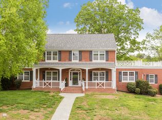 205 Brookwood Dr, Chattanooga, TN 37411