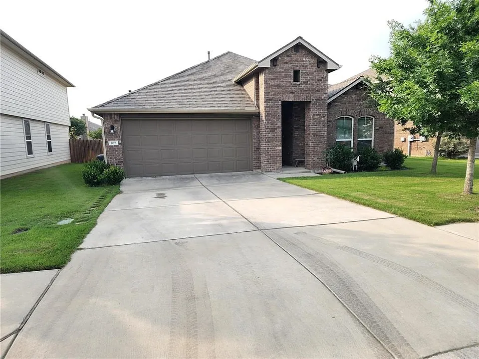 109 Bastian Ln