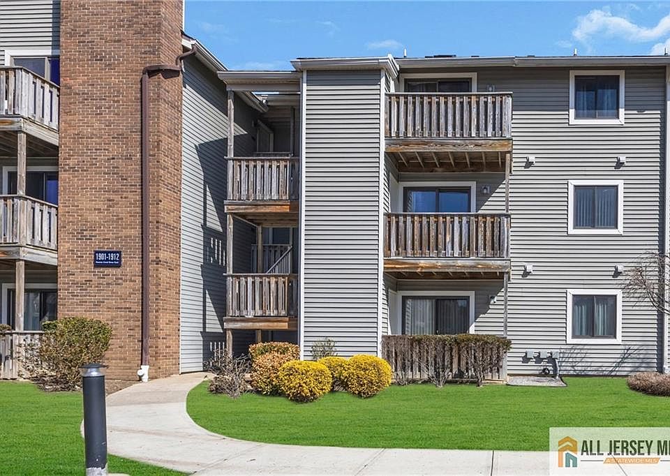 1st image of 1908 Ravens Crest Drive #1908