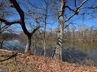 19141 Youngs Cliff Rd, Sterling, VA 20165