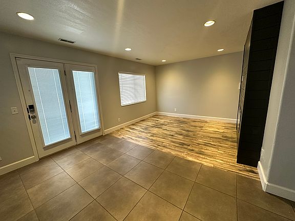 4th image of 1808 Morton Dr