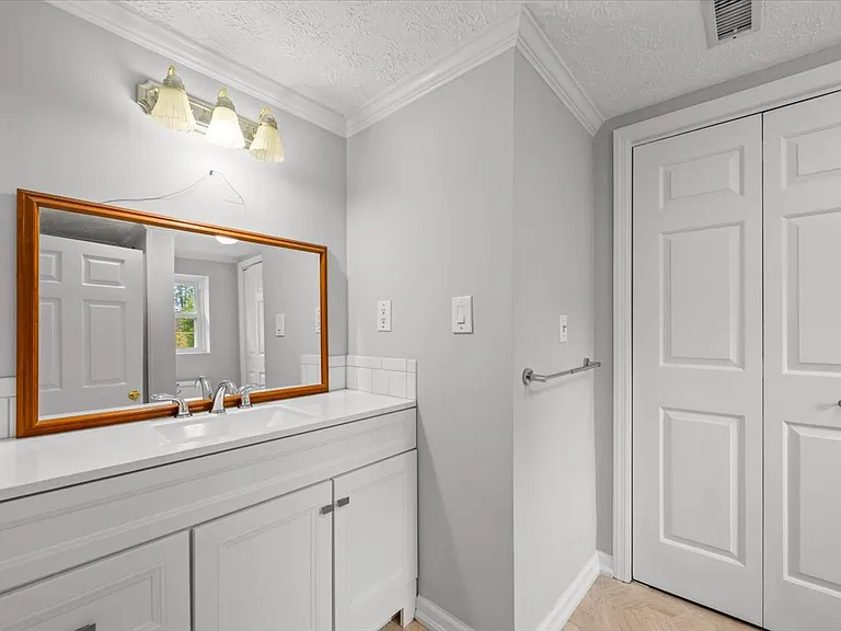 119 Newberry Cir — Photo 24