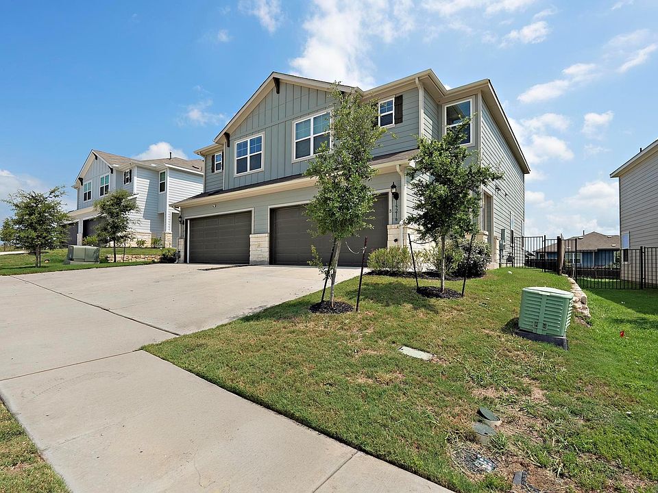 1st image of 15216B Sweet Mimosa Dr