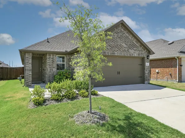616 New Dawn Dr, Lavon, TX 75166