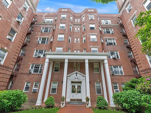 5th image of 76-35 113th St APT 3M