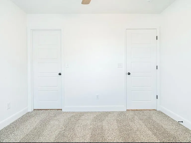 2161 Wildflower Dr — Photo 15