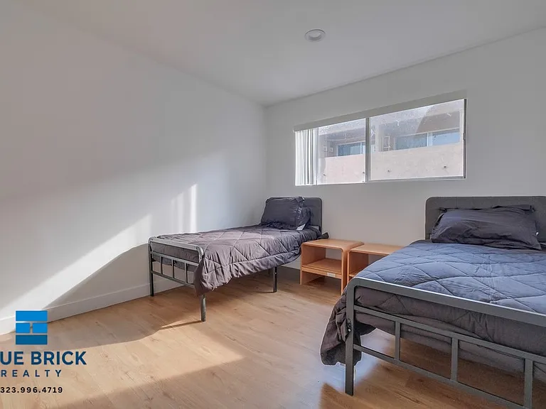 5312 Corteen Pl #16 — Photo 34