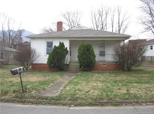 128 Edwards Ave, Swannanoa, NC 28778