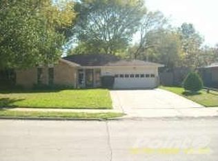 2014 Royal Oaks Dr, Irving, TX 75060