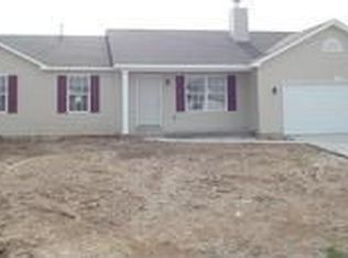 157 Whitetail Crossing Dr, Troy, MO 63379