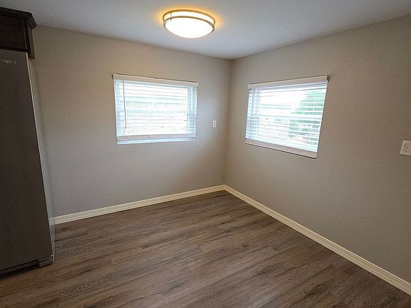 5th image of 709 W 13th St APT 1