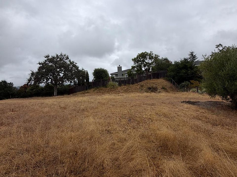 2nd image of 206 Cardwell Ct