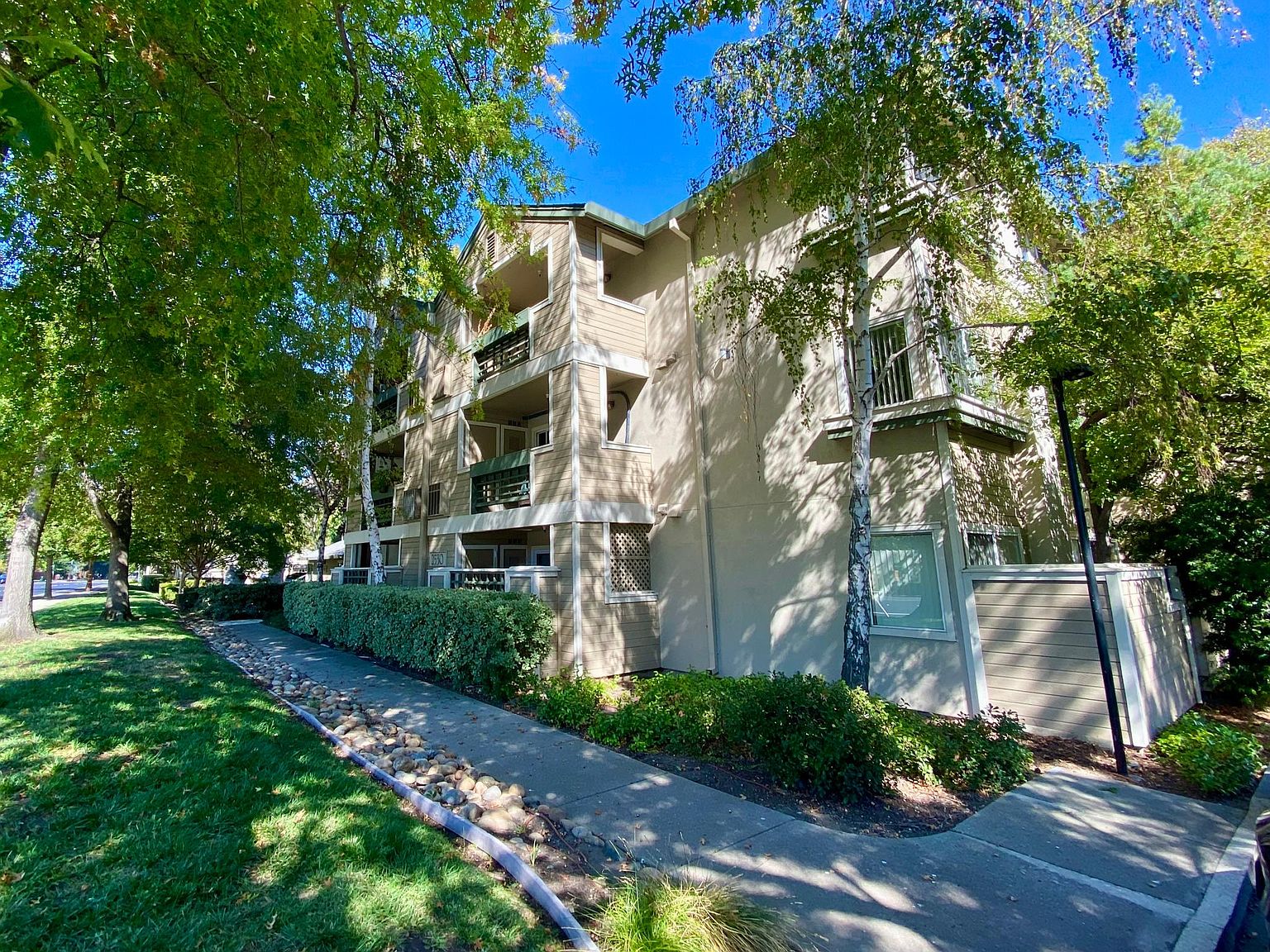 2530 Oak Rd, Walnut Creek, CA 94597 | Zillow