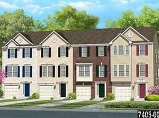 225 Country Ridge Dr, Red Lion, PA 17356