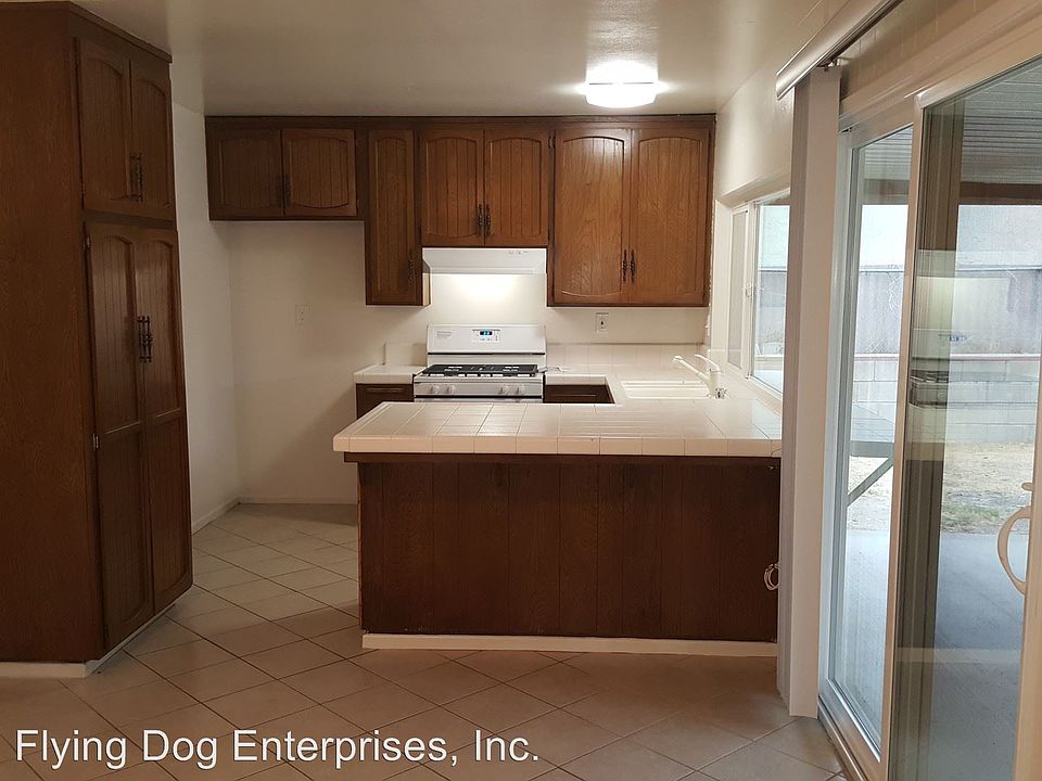 1st image of 10112 Cedar Springs Dr