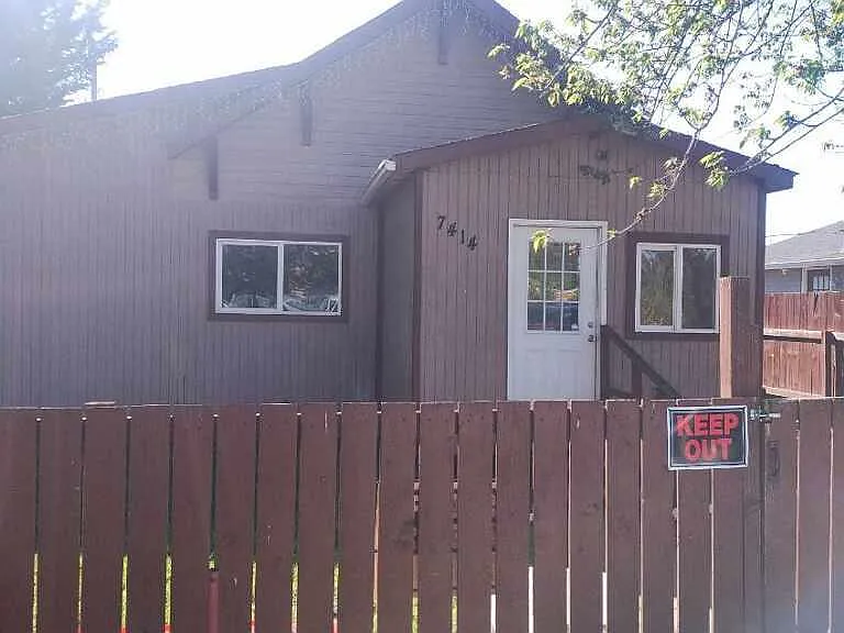 7414 S Wapato St — Photo 15
