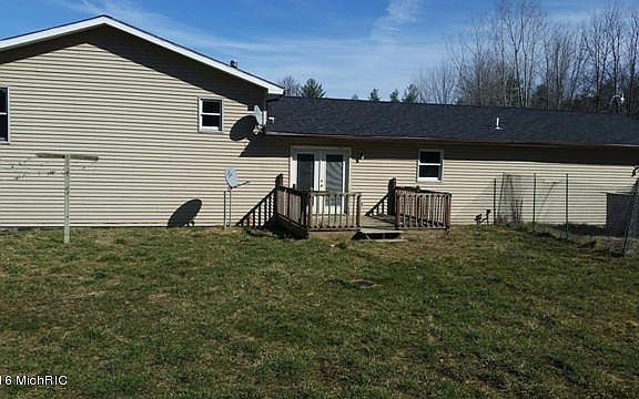 2nd image of 19440 69th St